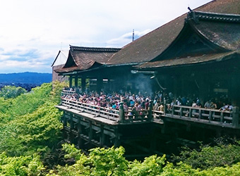 Kiyomizu-dera Temple